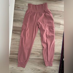 Athleta Salutation Cargo Joggers